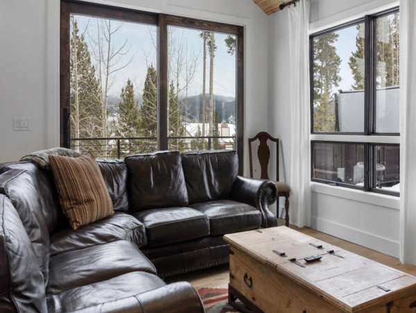 Luxury Peak 8 Ski in ski out 6 bedroom in the heart of Breck!